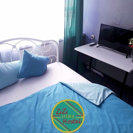Zizi Central Hostel Варшава Экстерьер фото